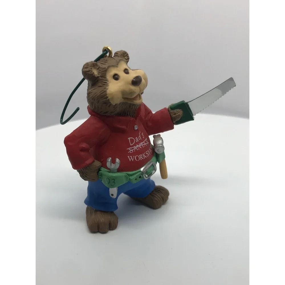 Vtg Hallmark 1993 Keepsake Dad Bear Dad's Santa Workshop‎ Christmas Ornament